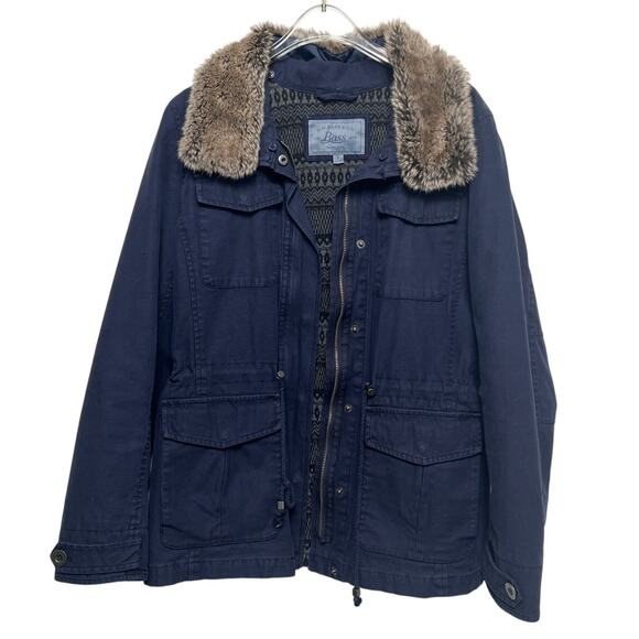 G.H. Bass & Co. Jackets & Blazers - G.H. BASS & Co. Fur Collar Barn Jacket Navy Small